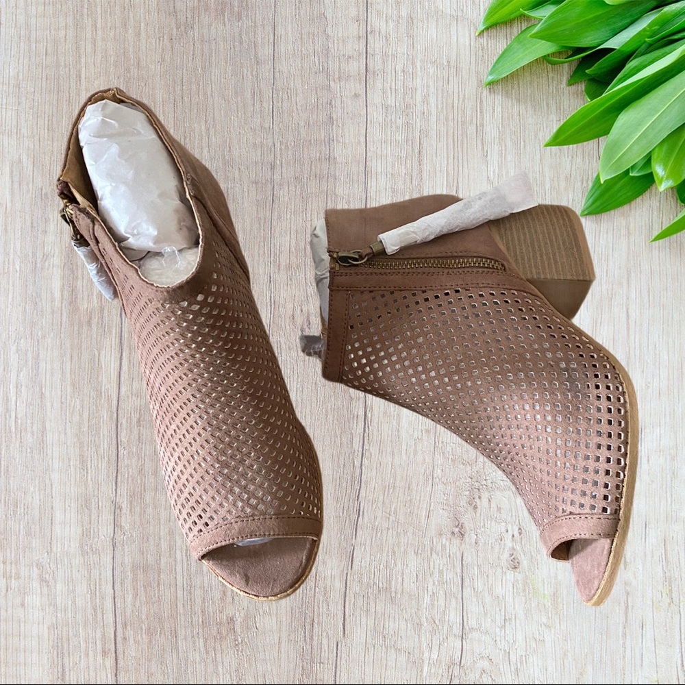 🎉HP🎉Brown Vegan Suede Peep Toe Ankle Booties - Picture 2 of 4